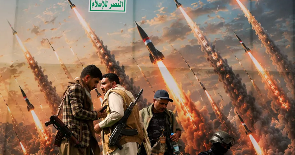 الحوثيون يعلنون استهداف مواقع نفطية سعودية وأنباء عن غارات على عدن